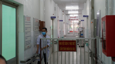 Một số bệnh viện tại TPHCM dừng hoạt động mừng Ngày Thầy thuốc để chống dịch COVID-19