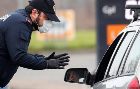 Pháp có công dân đầu tiên tử vong vì COVID-19, dịch bệnh lan tới Brazil, các nước láng giềng quanh Iran lo sợ