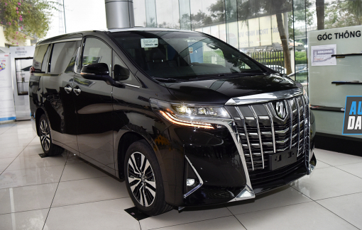 Toyota Alphard bị triệu hồi ở Việt Nam vì lỗi dây đai an toàn