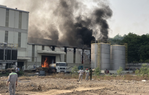 Cháy lớn trong khu công nghiệp Nam Đồng Phú, Bình Phước