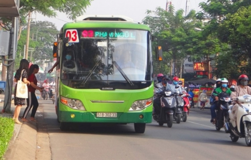 Cách phòng dịch cho người tham gia phương tiện giao thông công cộng