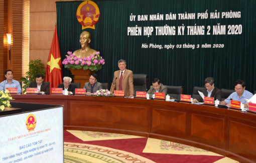 Hải Phòng ngừng chi 269 tỉ đồng mua ấm chén tặng dân