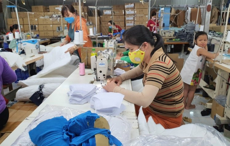 Quảng Nam: May 1.000 khẩu trang vải phát miễn phí cho người dân