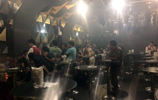 Từ 18g hôm nay, quận 1 TPHCM tạm ngừng các hoạt động vui chơi giải trí