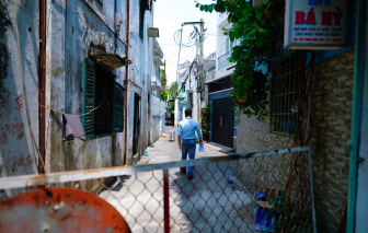 TPHCM: Phong tỏa 2 khu phố, một block chung cư có liên quan đến 3 ca nhiễm COVID-19 mới