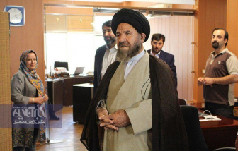 Một giáo sĩ cấp cao Iran tử vong vì COVID-19