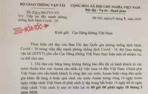 Khách đi máy bay nội địa Việt Nam cũng phải khai báo y tế