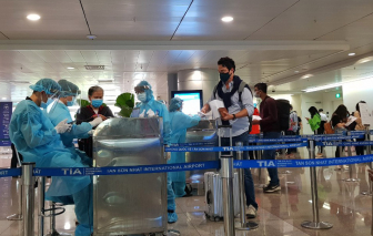 Người ở TPHCM cần lưu ý những chuyến bay nào có hành khách nhiễm COVID-19?