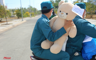 Trăm kiểu “tiếp tế” cho người thân trong khu cách ly