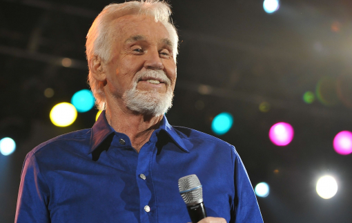 Biểu tượng nhạc đồng quê Kenny Rogers qua đời