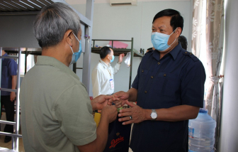 Thứ trưởng Bộ Y tế Đỗ Xuân Tuyên kiểm tra công tác phòng dịch Đắk Lắk