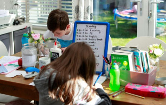 Các nước dạy và học ra sao giữa mùa dịch COVID-19?