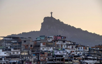 Brazil: Mafia tự đưa ra giờ giới nghiêm cho dân chúng vì "chính quyền quá do dự"