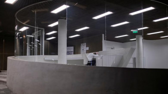 Khoảnh khắc đơn độc của con người giữa đại dịch COVID-19