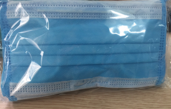 Phạt một quầy thuốc ở miền Tây hơn 25 triệu đồng vì bán khẩu trang quá giá quy định