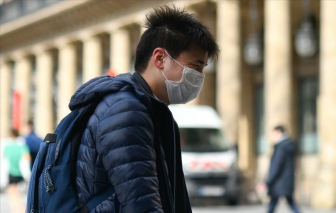 Cậu bé 14 tuổi trở thành bệnh nhân trẻ nhất châu Âu tử vong vì COVID-19