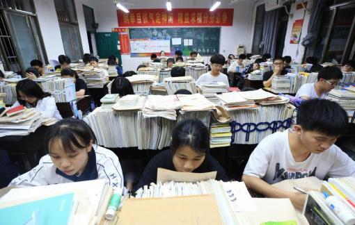Trung Quốc hoãn kỳ thi tuyển sinh đại học, cao đẳng vì dịch COVID-19