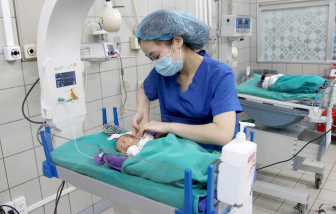 Ở nơi “giành giật sự sống” trong Bệnh viện Bạch Mai