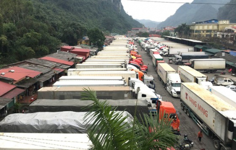 Trung Quốc không cho lái xe từ TPHCM, Hà Nội, Đà Nẵng…  chở hàng qua biên giới