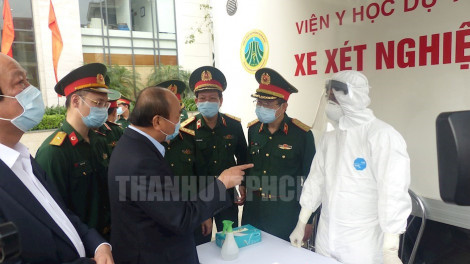 Việt Nam lập đoàn cán bộ quân y giúp Lào chống dịch và xét hỗ trợ thiết bị y tế cho nhiều nước châu Âu