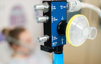 Thổ Nhĩ Kỳ “tịch thu” hàng trăm máy thở Tây Ban Nha đã trả tiền mua