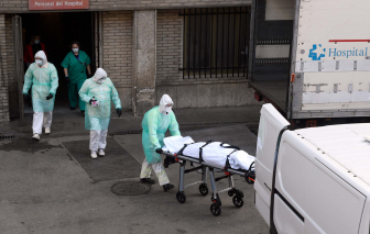 Mỹ tuyên bố thảm họa ở 42 tiểu bang; Nhật, Ý tung gói tái thiết nền kinh tế hơn 1.400 tỷ USD