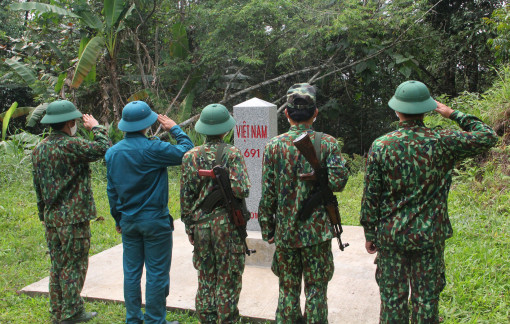 Chống dịch nơi "cổng trời" Tây Giang