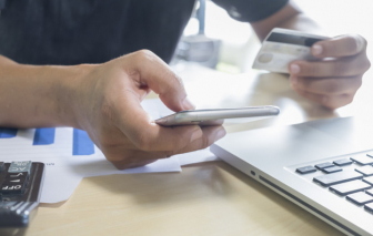 Các ngân hàng xin giảm 50% cước tin nhắn vì phải bù lỗ