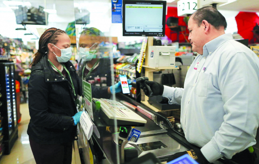 COVID-19 làm thay đổi cuộc sống người Mỹ