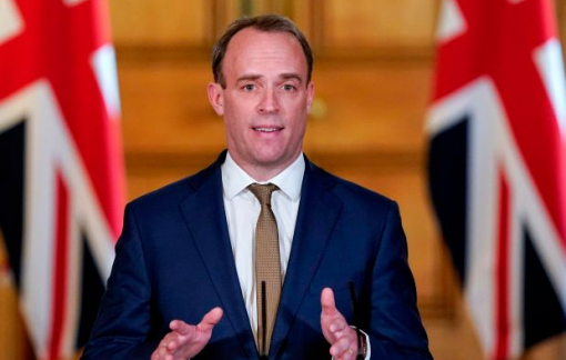 Anh gia hạn phong tỏa toàn quốc thêm 3 tuần