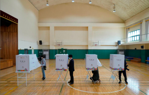 Người Hàn Quốc bầu cử quốc hội ra sao giữa đại dịch COVID-19?