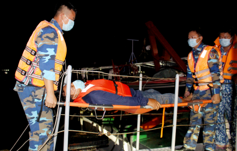 Cứu nạn thành công 6 ngư dân bị nạn trên vùng biển Tây Nam