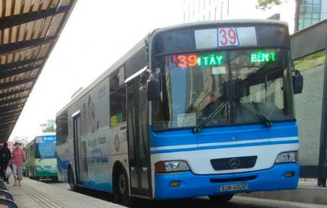TPHCM tiếp tục ngưng xe buýt, xe khách, xe hợp đồng taxi
