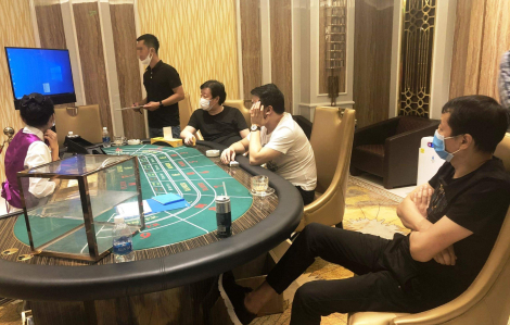 Đà Nẵng: Bắt nhiều người nước ngoài tụ tập đánh bạc tại resort Olalani