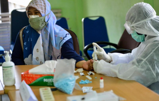 Mỹ lên kế hoạch mở cửa nền kinh tế dù số người tử vong do COVID-19 vẫn vượt 3.000 ca/ngày