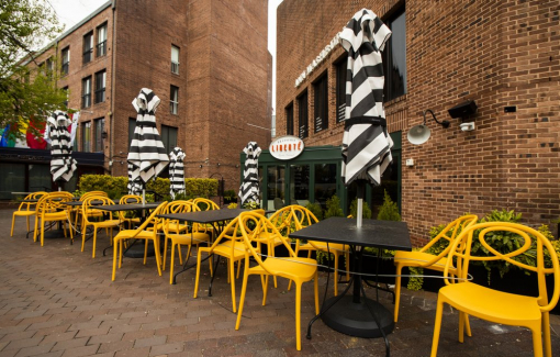 Nền kinh tế Mỹ chìm sâu vào khủng hoảng, hơn 30 triệu lao động chờ trợ cấp thất nghiệp