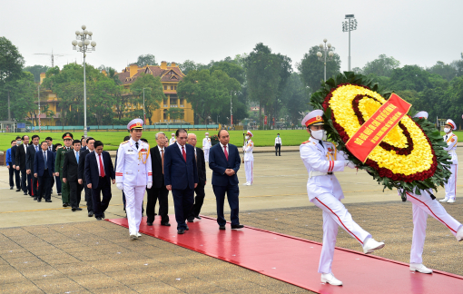 Lãnh đạo Đảng, Nhà nước vào Lăng viếng Chủ tịch Hồ Chí Minh