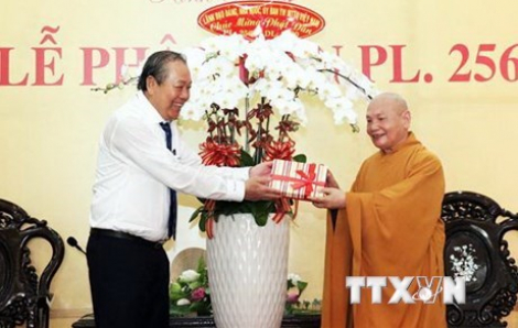 Phó thủ tướng Thường trực Trương Hòa Bình chúc mừng Đại lễ Phật đản