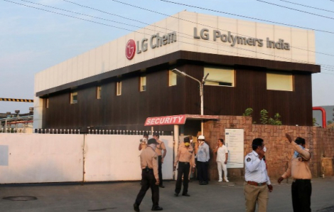 9 người chết, cả làng ngộ độc khí ga từ nhà máy hóa chất của LG ở Ấn Độ