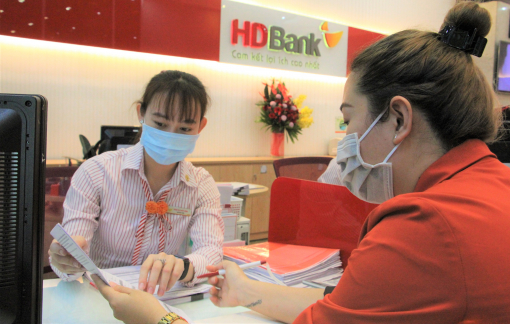 HDBank miễn các loại phí cho khách hàng gửi tiết kiệm