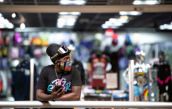 COVID-19 ngày 9/5: Kuwait phong tỏa toàn quốc, 2 triệu người Canada thất nghiệp trong tháng 4