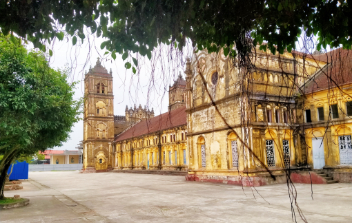 Tiến sĩ Martin Rama: Còn nhà thờ Bùi Chu, còn hy vọng