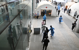 COVID-19 ngày 13/5: Mỹ thâm hụt ngân sách kỷ lục, Ấn Độ thả hơn 17.000 tù nhân