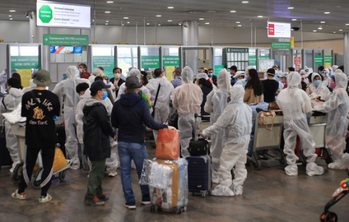 Đón 340 công dân Việt Nam mắc kẹt ở Nga do dịch bệnh COVID-19 về nước