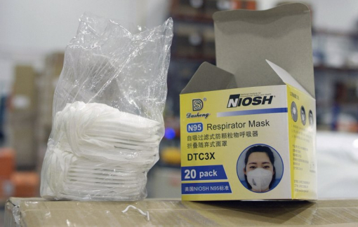“Khẩu trang rởm” của Trung Quốc đến tay các nhân viên y tế tuyến đầu ở Mỹ