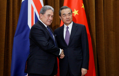 New Zealand sẽ “tự mình đứng vững”, bất chấp cảnh báo của Trung Quốc