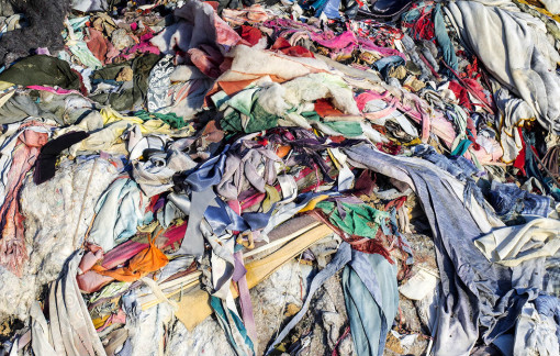 Thời trang nhanh: Mưu cầu cái đẹp và sự tàn phá đang bị phớt lờ