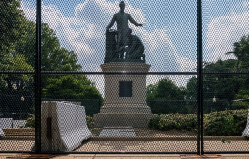 Bộ An ninh Nội địa Mỹ triển khai đặc nhiệm liên bang bảo vệ các tượng đài trong Ngày Độc lập