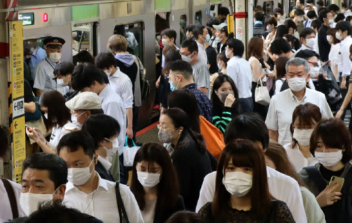 Làn sóng lây nhiễm thứ hai đe dọa nhiều quốc gia trên thế giới