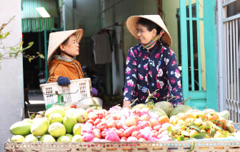 Lo toan cho cả... người dưng